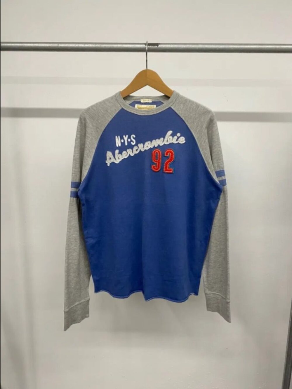 Vintage 90s Abercrombie & Fitch Muscle Men's Small Long Sleeve Sweatshirt Blue - Picture 3 of 4